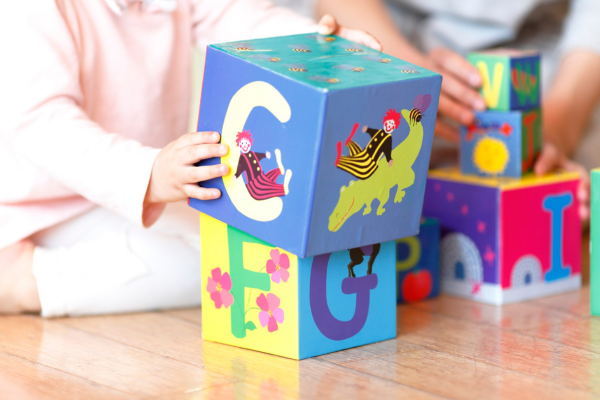 Brincadeira infantil educativa